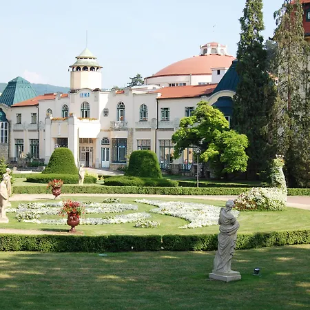Ensana Thermia Palace Szálloda Pöstyén