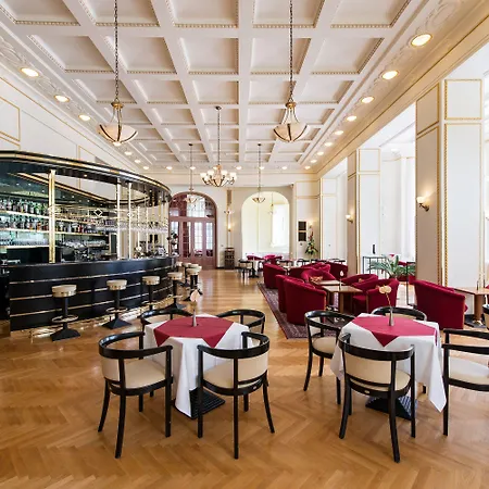 Szálloda Ensana Thermia Palace