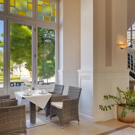 Ensana Thermia Palace 5*