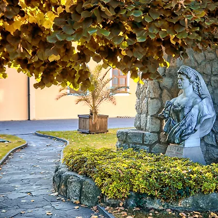 Ensana Thermia Palace 5*