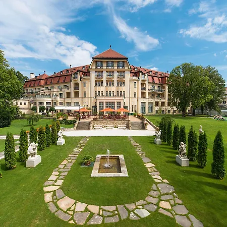 Szálloda Ensana Thermia Palace 5*