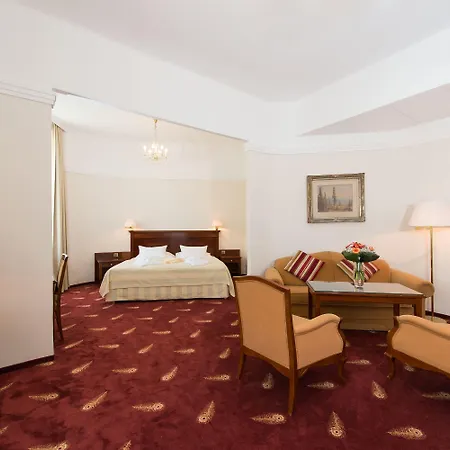 Ensana Thermia Palace Szálloda Pöstyén