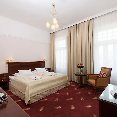 Ensana Thermia Palace Hotel